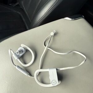 Beats Wireless Earhooks Bluetooth Headphones